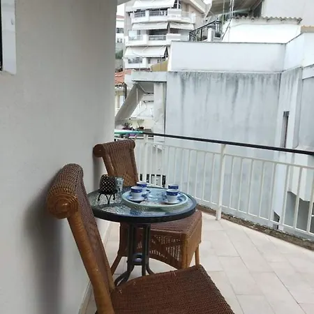 Angi's Little Treasure شقة كافالا